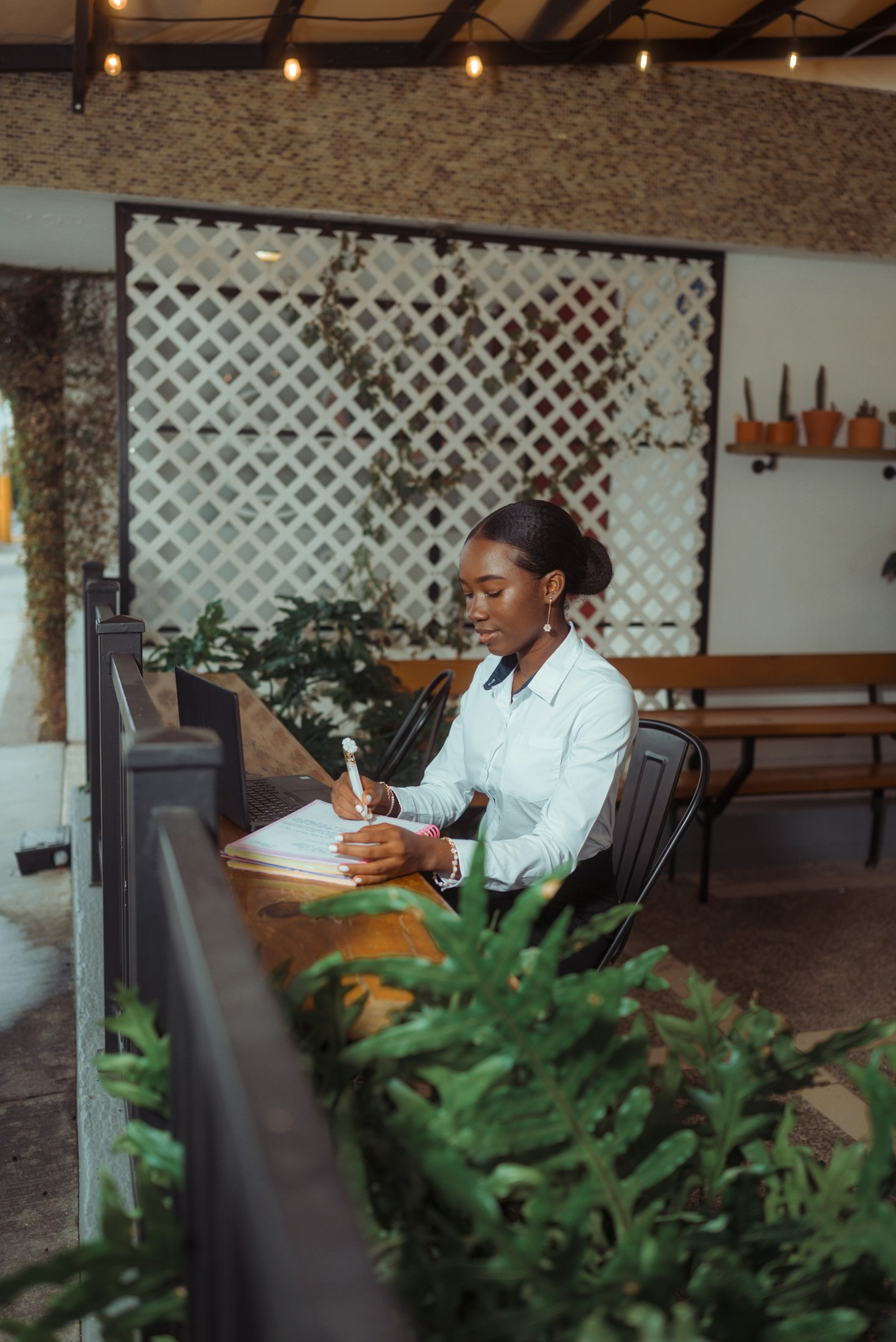 Cultivating Genuine Community in a Noisy Digital World